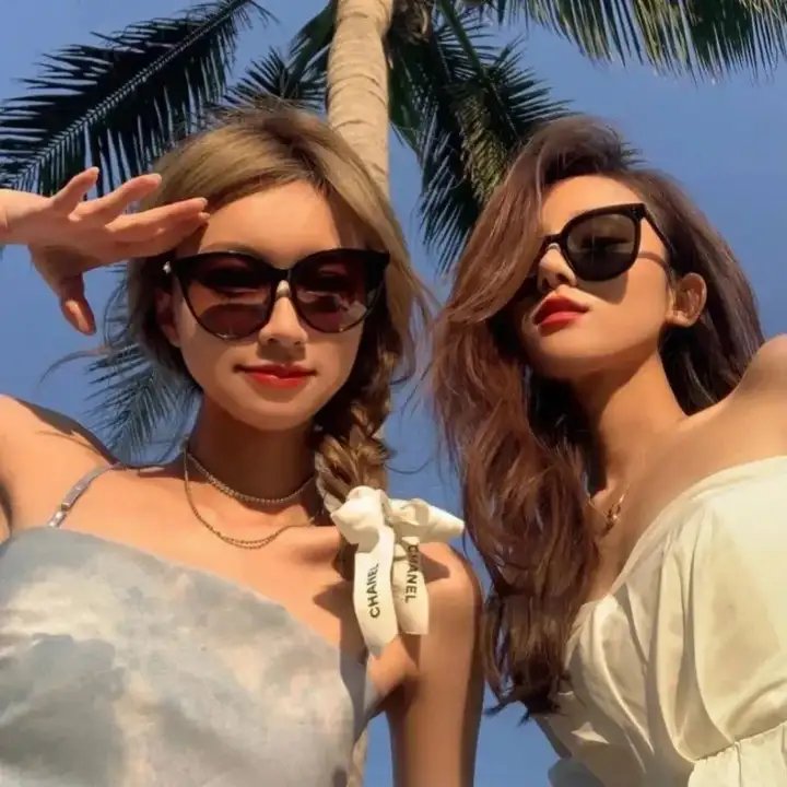 拥抱大海 海报